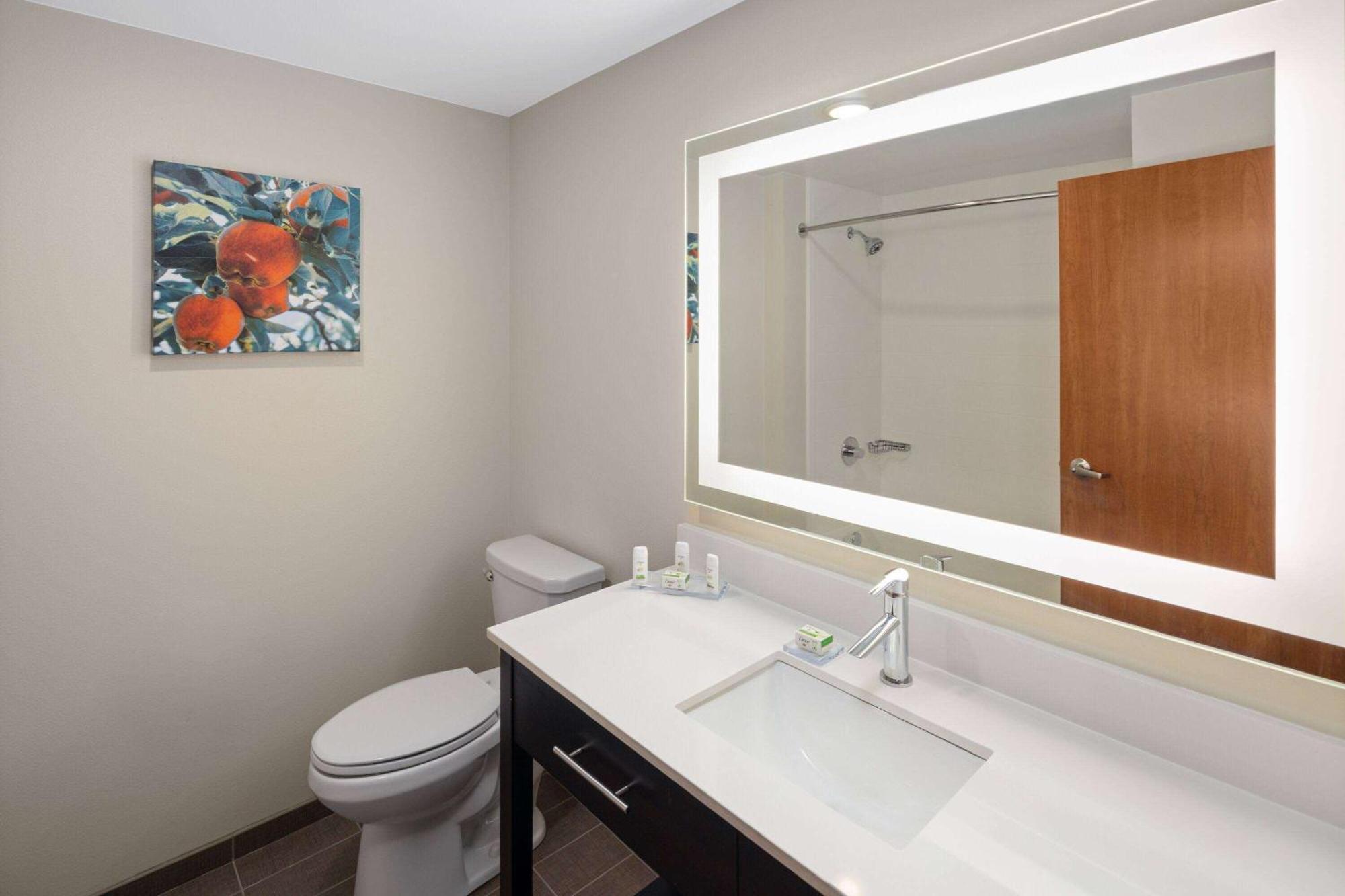 La Quinta Inn & Suites By Wyndham Wenatchee Luaran gambar