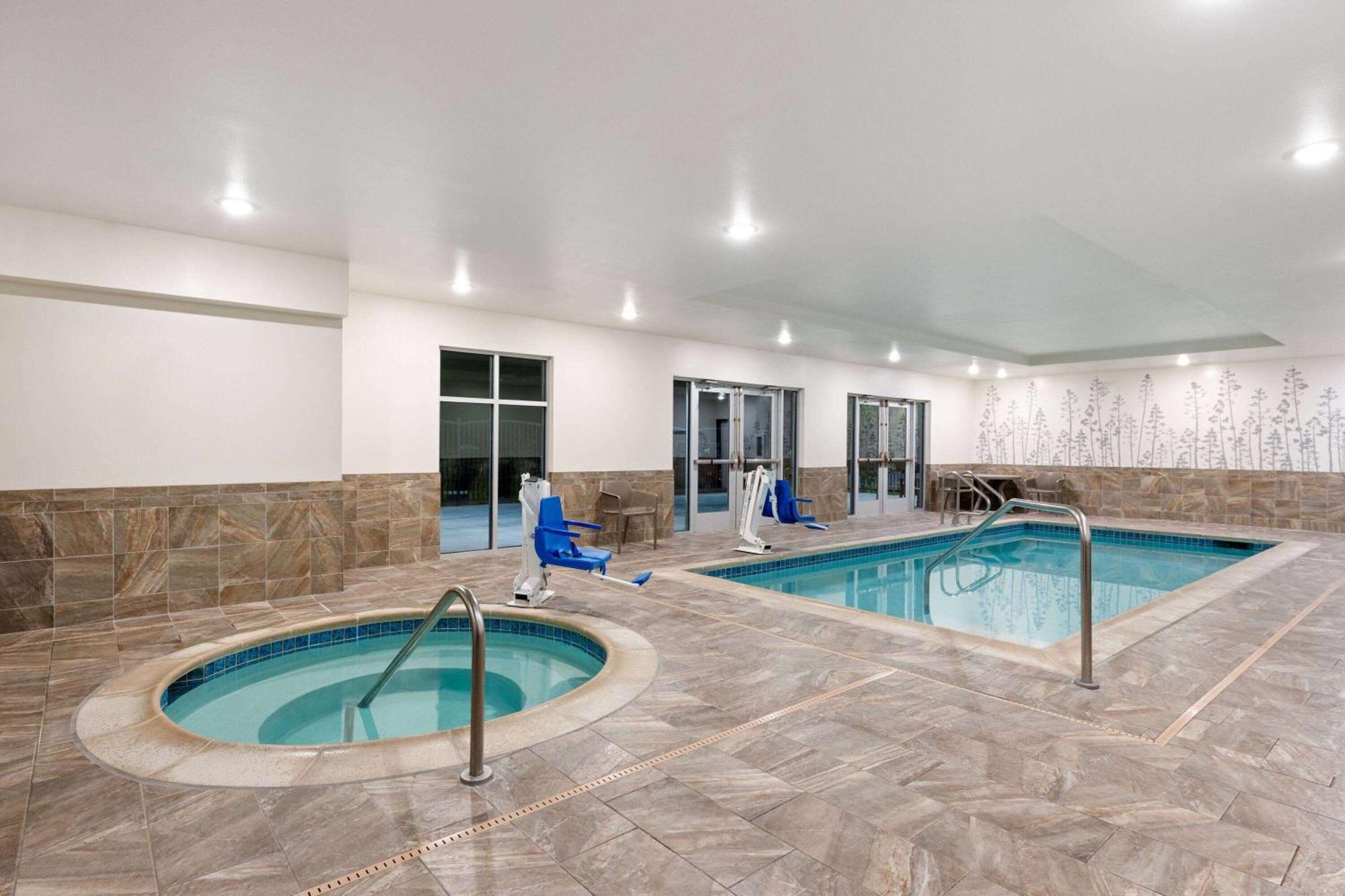 La Quinta Inn & Suites By Wyndham Wenatchee Luaran gambar